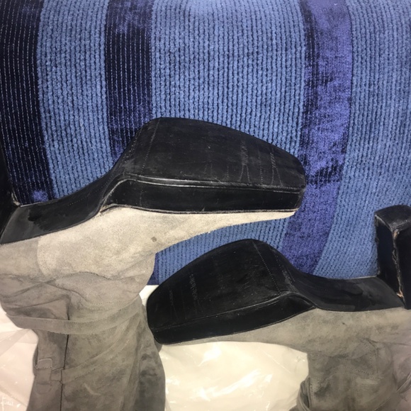 Stuart Weitzman Suede Platform boots 💕 - Picture 16 of 16